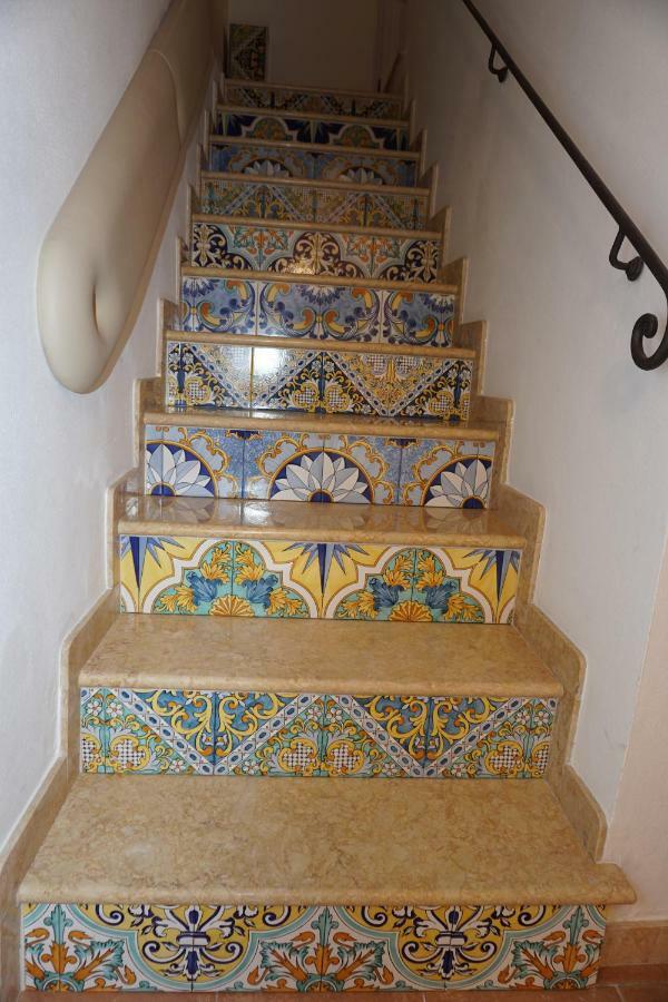 Casa Vacanze Torre Dei Gualtieri Villa San Benedetto del Tronto Exterior photo